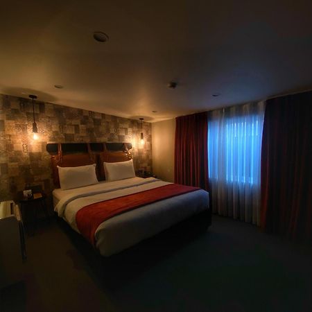 Townhouse Tbilisi Boutique Hotel ภายนอก รูปภาพ