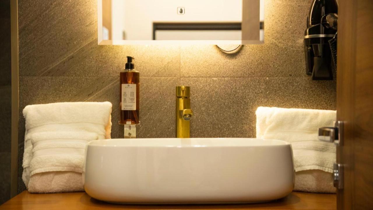 Townhouse Tbilisi Boutique Hotel ภายนอก รูปภาพ
